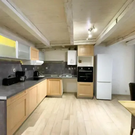 Le Rochois, T3 Au Centre - Ideal Pour Famille Ou 2 Couples Apartmán