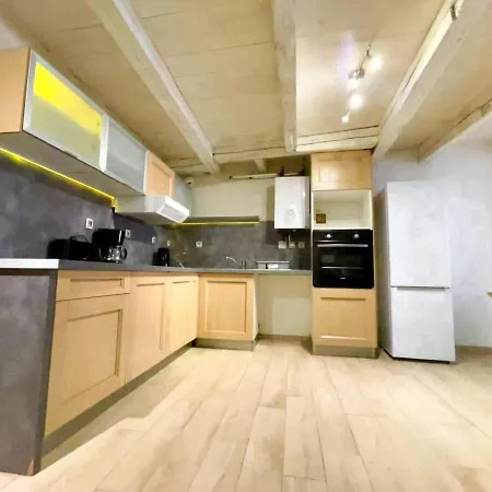 Le Rochois, T3 Au Centre - Ideal Pour Famille Ou 2 Couples Lejlighed