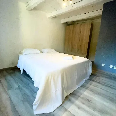Le Rochois, T3 Au Centre - Ideal Pour Famille Ou 2 Couples Apartmán